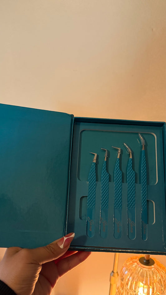 Azul collection