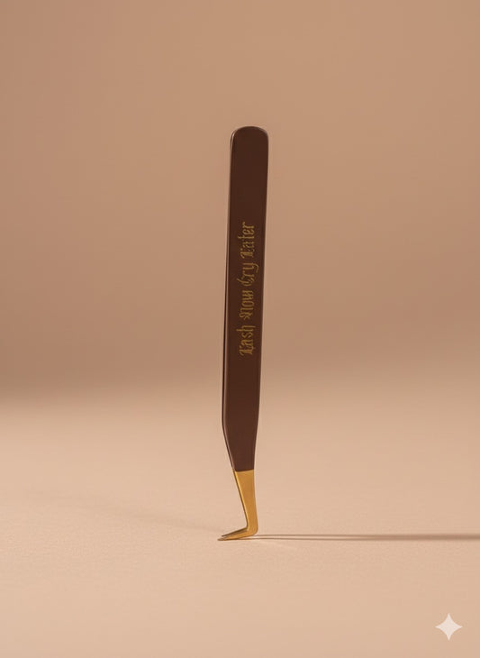 Lash now cry later nude brown DUO one boot and one isolation